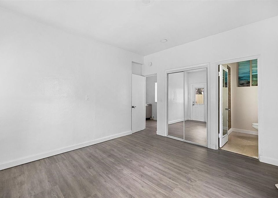 2822 Pine Tree Drive,Miami Beach,FL,United States preview