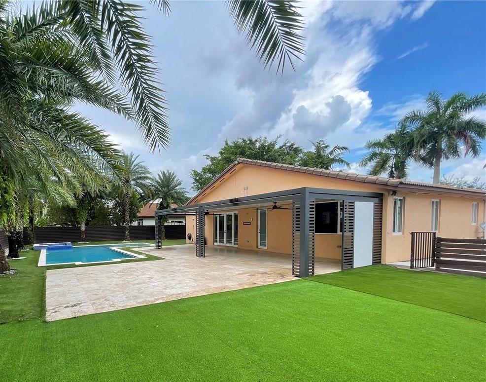 19366 Southwest 132nd Avenue,Miami,FL,US preview
