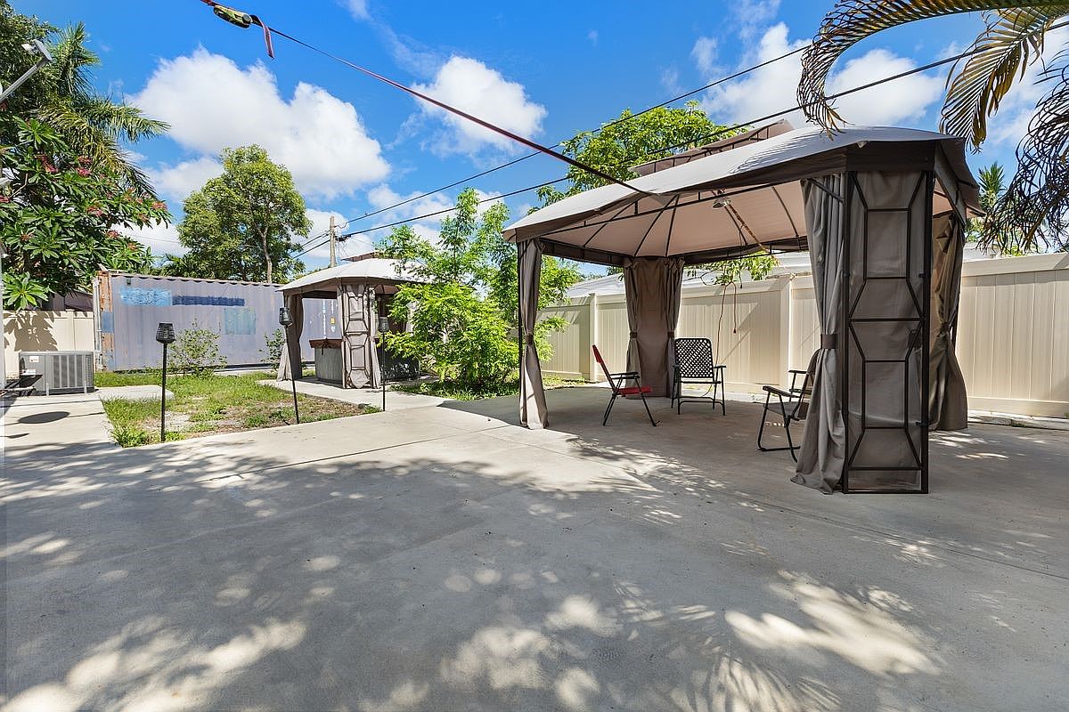 3308 Southwest 15th Street,Fort Lauderdale,FL,United States preview