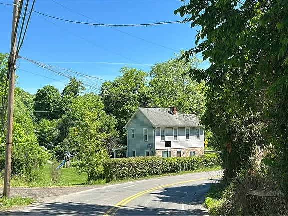 69 Stone Church Road,Finleyville,PA,United States preview