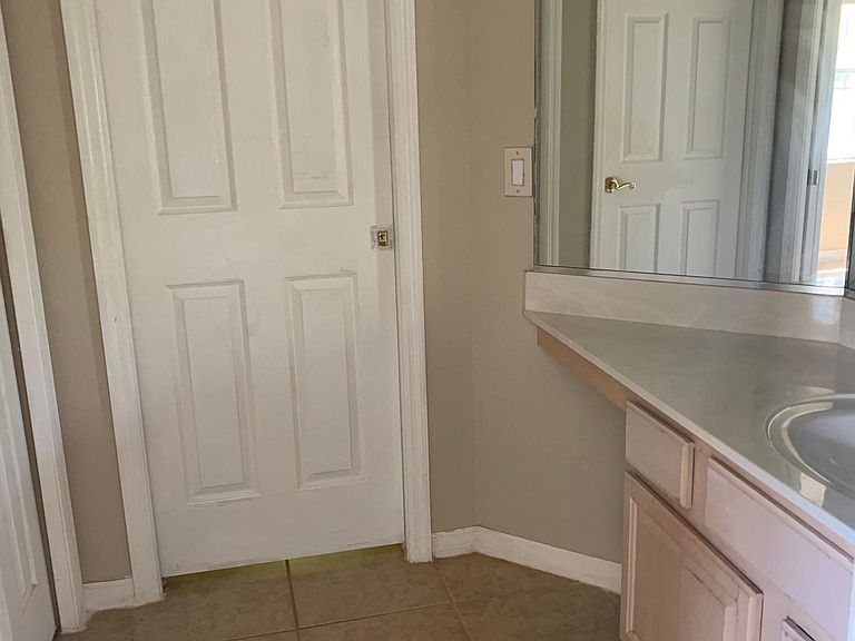 2210 Southeast 28th Place,Ocala,FL,United States preview