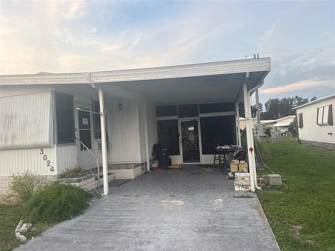 3024 Longview Lane,North Fort Myers,FL,United States preview