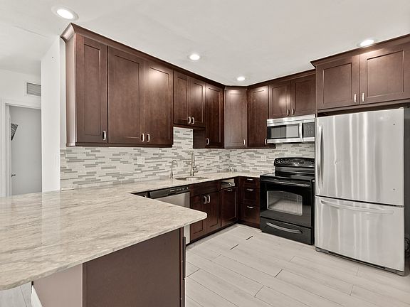 1637 North Victoria Park Road,Fort Lauderdale,FL,United States preview