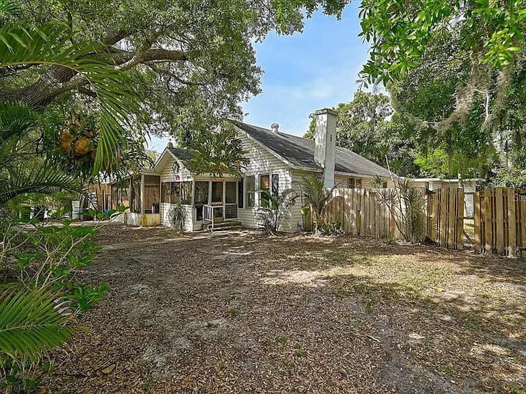 2403 Hickory Ave,Sarasota,FL,United States preview