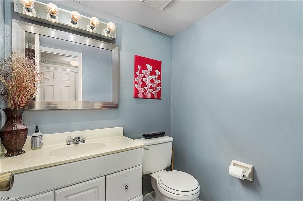 719 Southeast 12th Avenue,Cape Coral,FL,United States preview