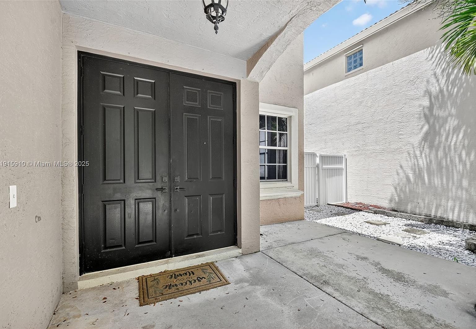 1579 Briar Oak Drive,Royal Palm Beach,FL,United States preview