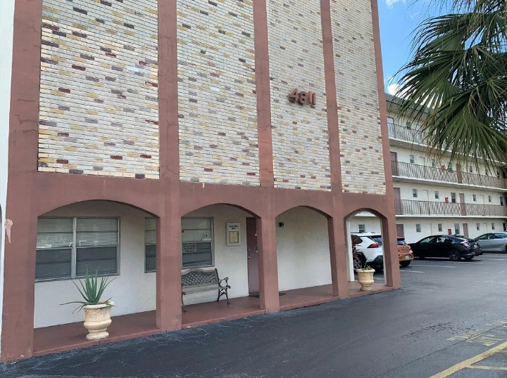4311 Crystal Lake Drive,Deerfield Beach,FL,United States preview