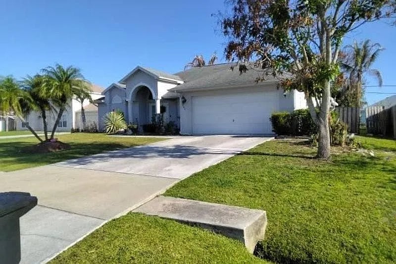 1241 Southwest Mancuso Avenue,Port St. Lucie,FL,United States preview