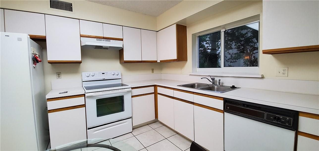 9308 Northwest 9th Place,Plantation,FL,United States preview