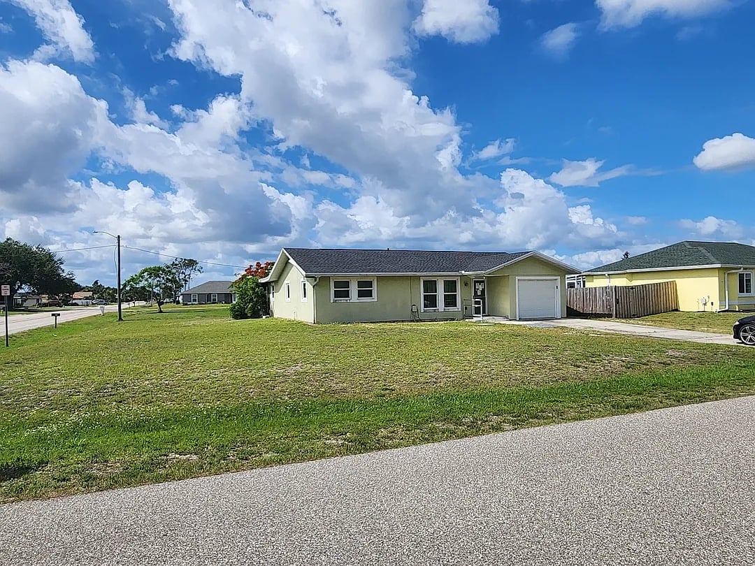 22489 Lewiston Avenue,Port Charlotte,FL,United States preview