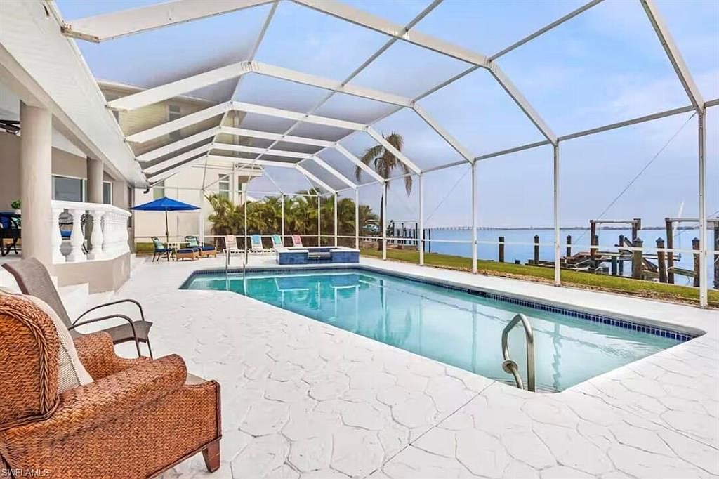 5701 Riverside Drive,Cape Coral,FL,United States preview