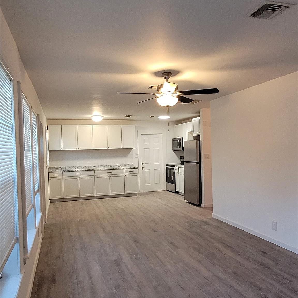 6106 Island Park Court,Fort Myers,FL,United States preview