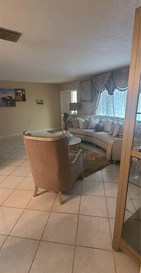 8208 Northwest 57th Place,Tamarac,FL,United States preview