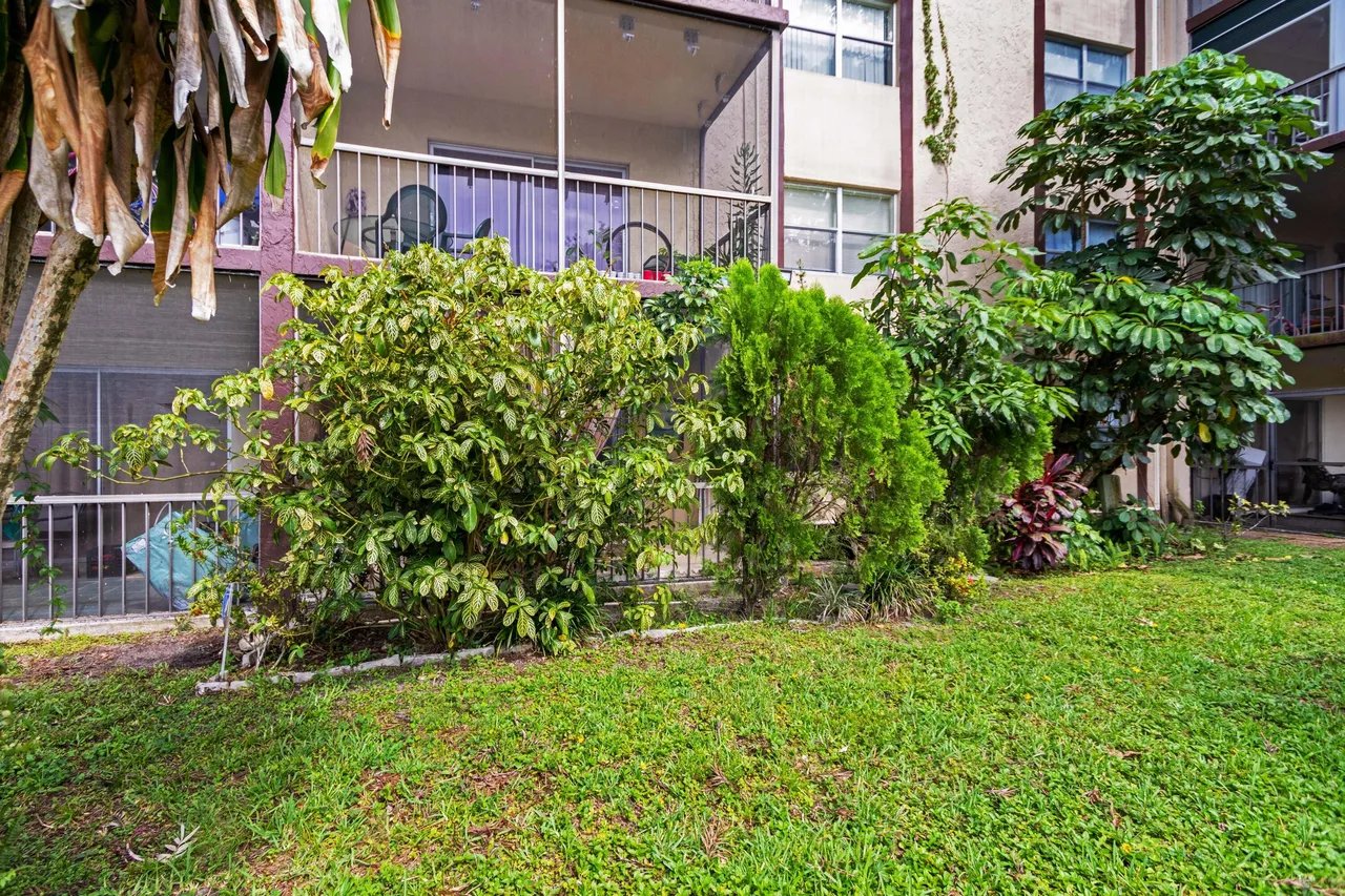 6201 North Falls Circle Drive,Lauderhill,FL,United States preview