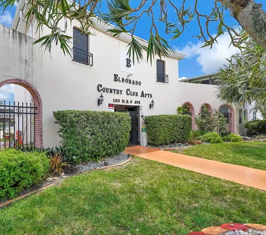 160 Northeast 8th Avenue,Hallandale Beach,FL,United States preview