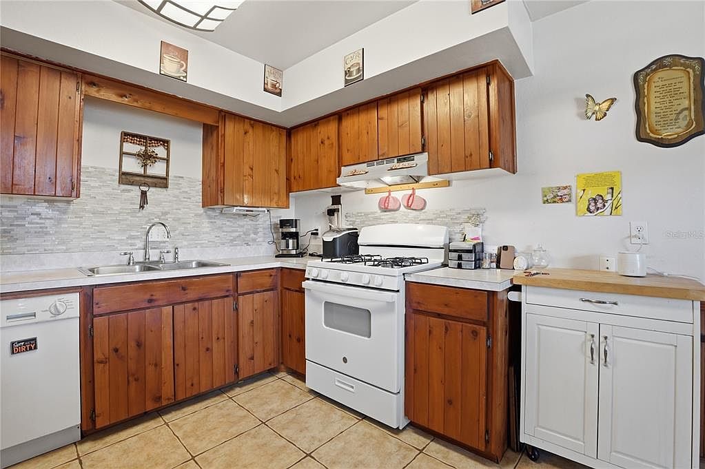 3131 Juniper Drive,Edgewater,FL,United States preview