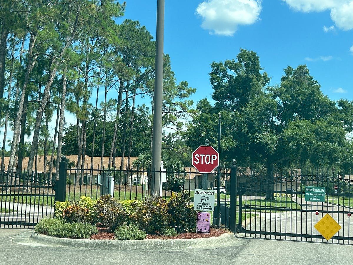 9707 Brookdale Drive,New Port Richey,FL,United States preview