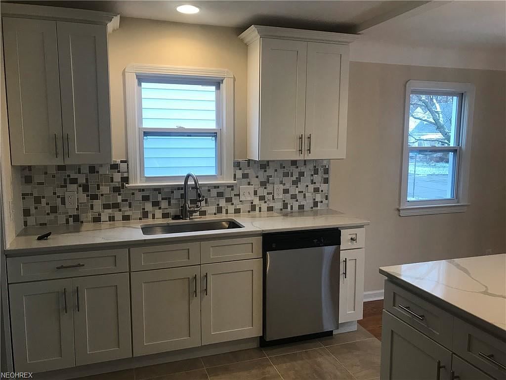 5911 Kenneth Avenue,Parma,OH,United States preview