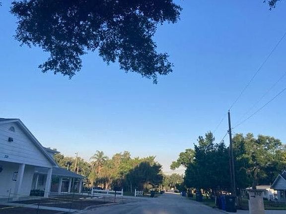 702 Coulter Place,Brandon,FL,United States preview