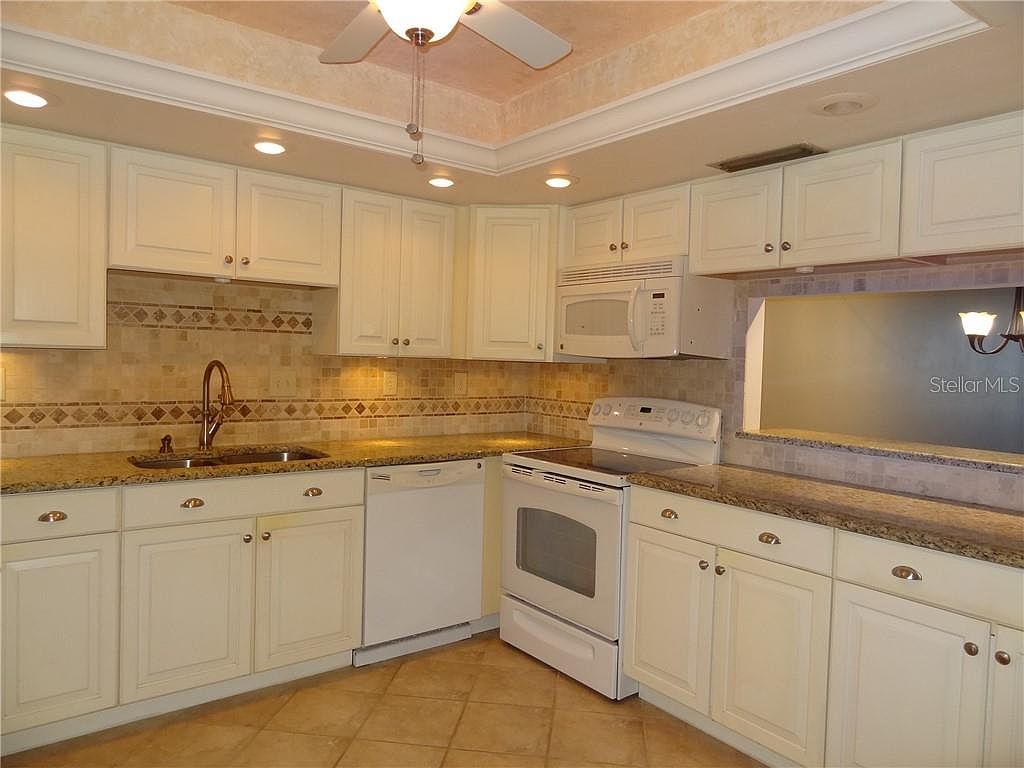17920 Gulf Boulevard,Redington Shores,FL,US preview
