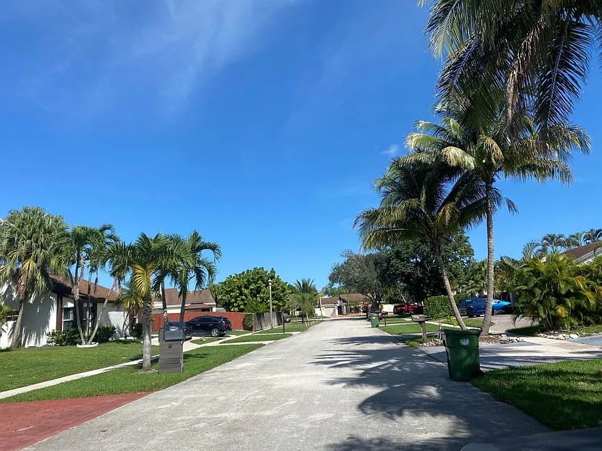 521 Southwest 167th Terrace,Weston,FL,United States preview