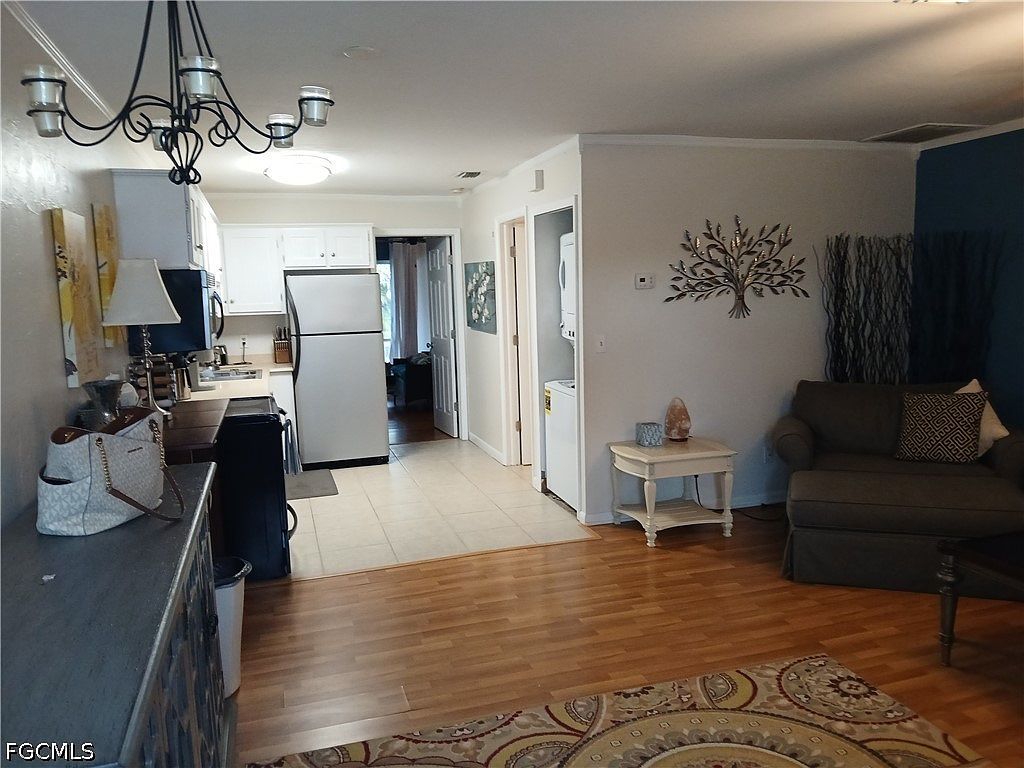4513 Southwest 8th Court,Cape Coral,FL,United States preview