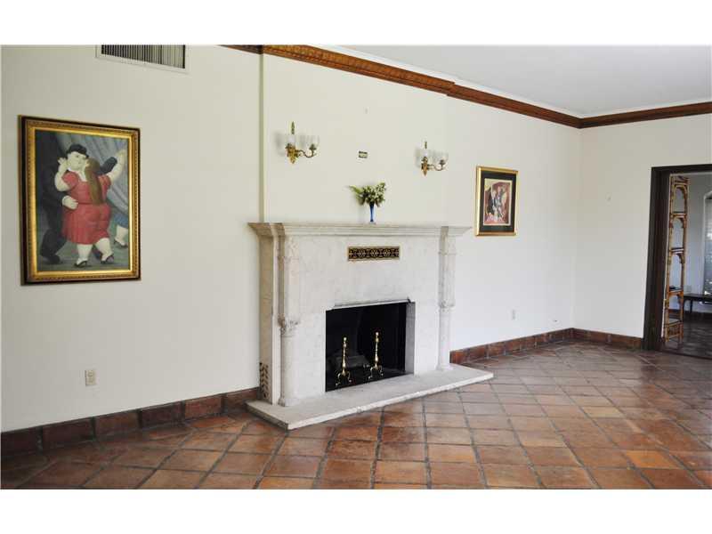 611 North Greenway Drive,Coral Gables,FL,United States preview