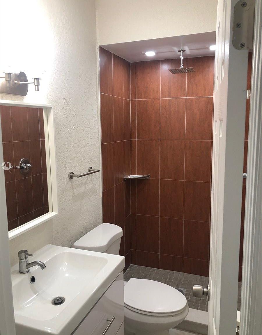 19220 Northwest 7th Avenue,Miami Gardens,FL,US preview