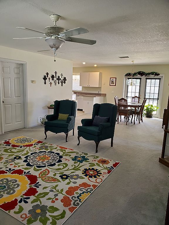 3326 West Marie Drive,Citrus Springs,FL,USA preview