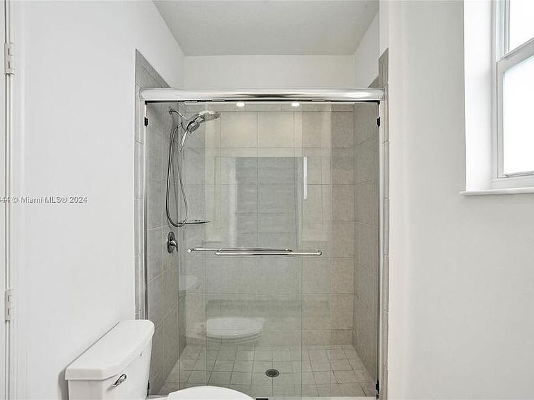 4669 NW 118th Ave,Coral Springs,FL,United States preview