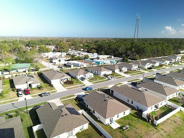416 Three Oaks Drive,Edgewater,FL,United States preview