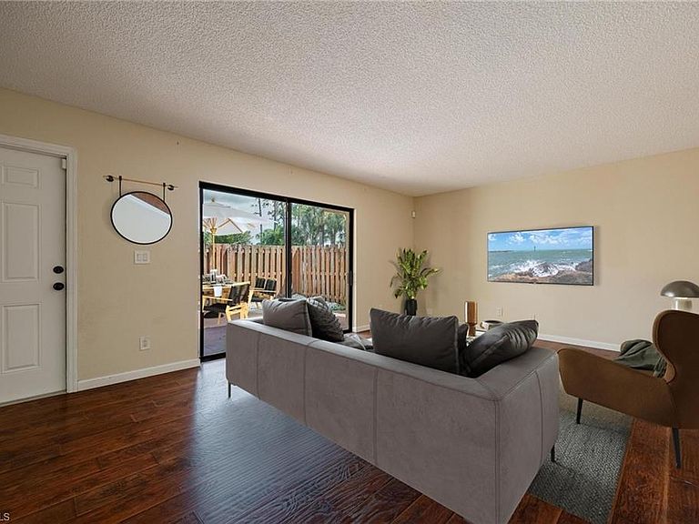 1564 Park Meadows Drive,Fort Myers,FL,United States preview