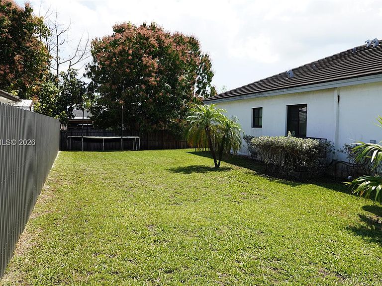 16869 Southwest 109th Place,Cutler Bay,FL,United States preview
