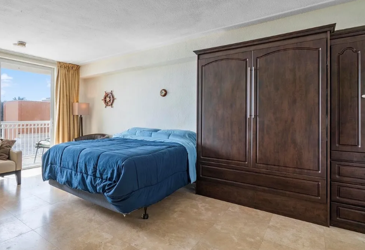 19201 Collins Avenue,Sunny Isles Beach,FL,United States preview