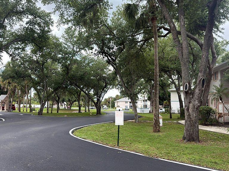 1051 Forrest Nelson Boulevard,Port Charlotte,FL,United States preview