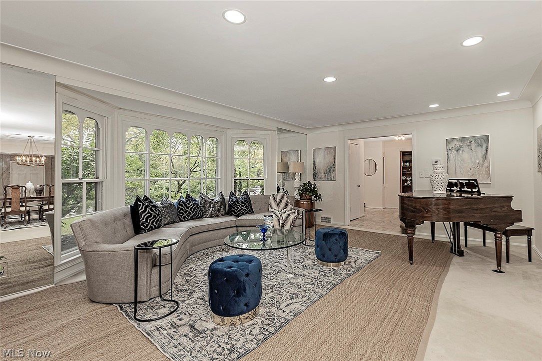 16310 Parkland Drive,Shaker Heights,OH,United States preview