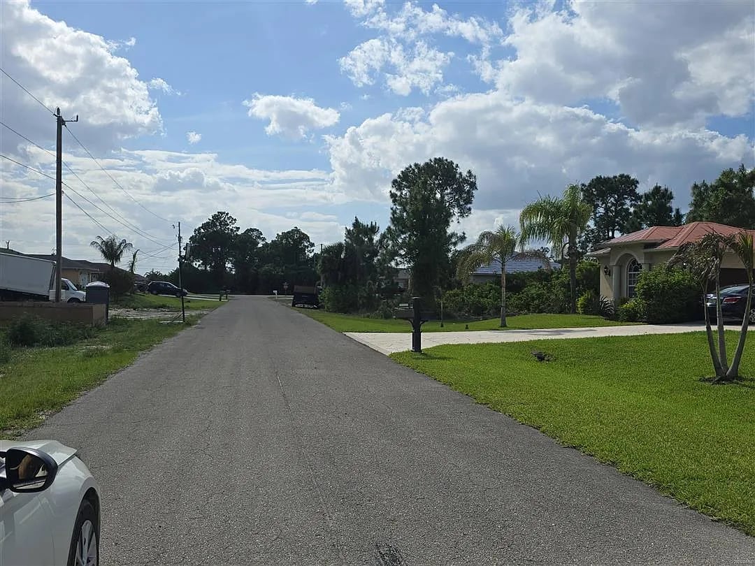 669 Chattman Street East,Lehigh Acres,FL,United States preview