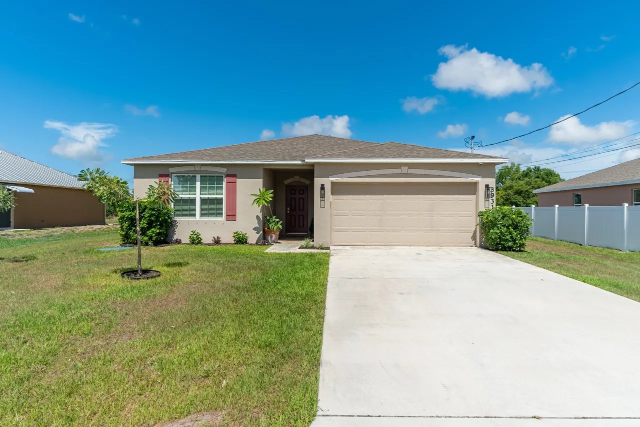 3931 Southwest Hablow Street,Port St. Lucie,FL,United States preview