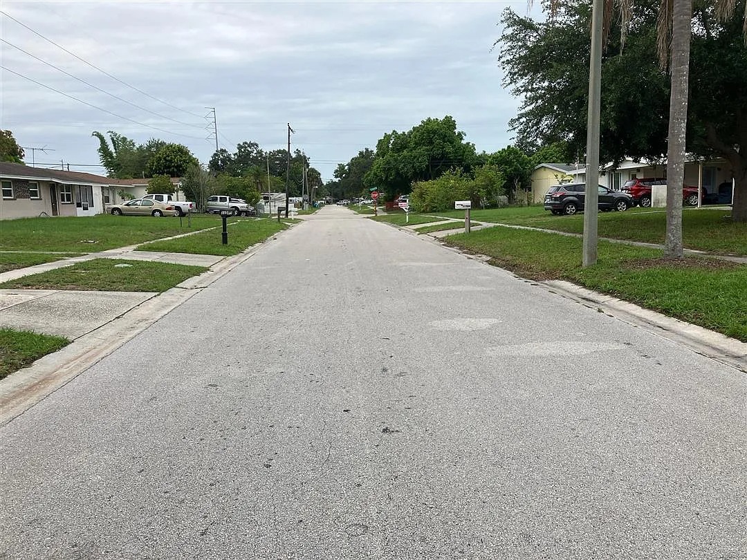 11617 Easy Street,Largo,FL,United States preview