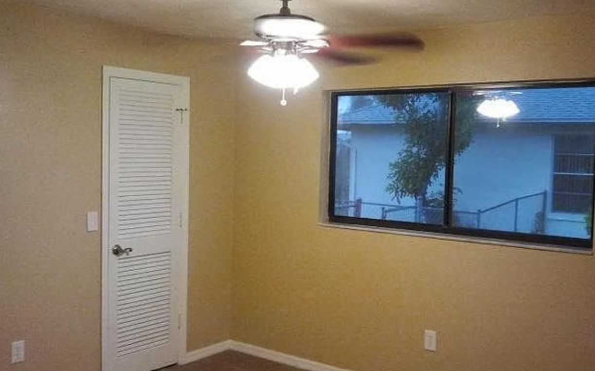 2113 Lochmoor Circle,North Fort Myers,FL,United States preview