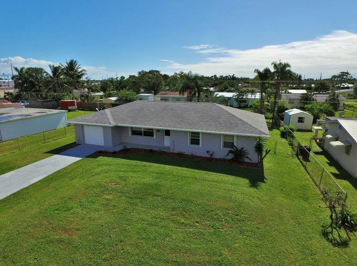 2528 Southeast Monroe Street,Stuart,FL,United States preview