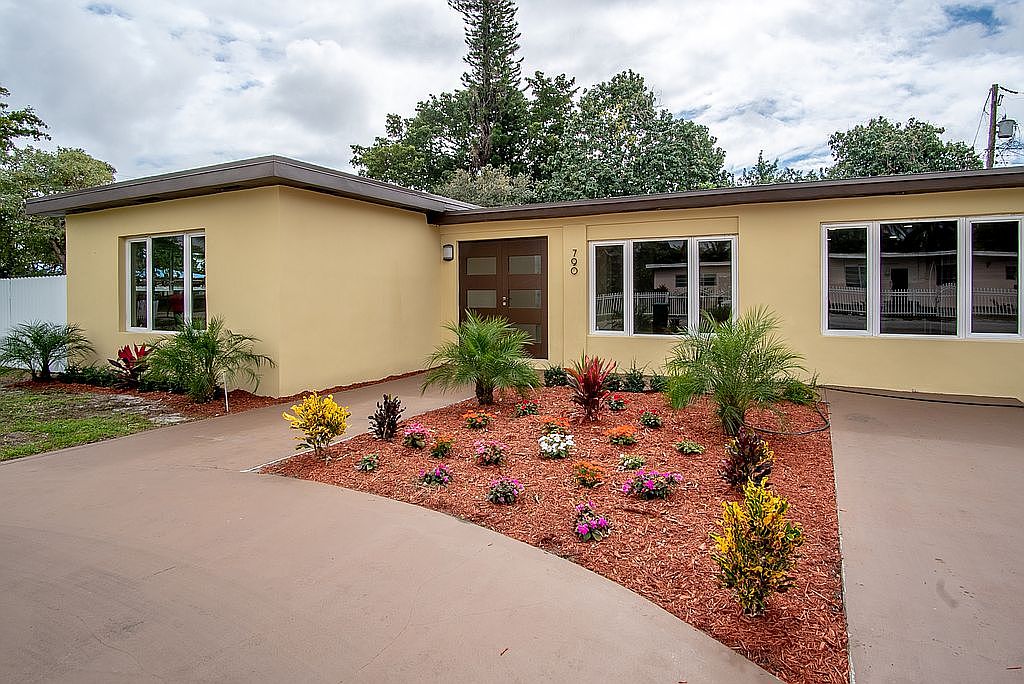 790 Northeast 163rd Street,Miami,FL,United States preview