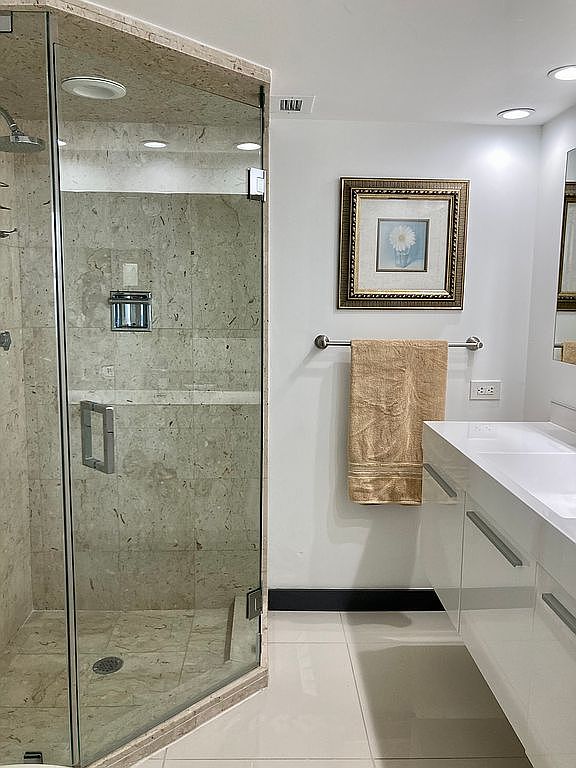 1800 Northeast 114th Street,Miami,FL,United States preview