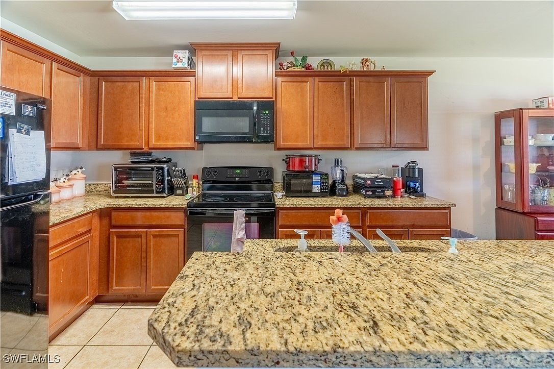1045 NE 2nd Street,Cape Coral,FL,United States preview