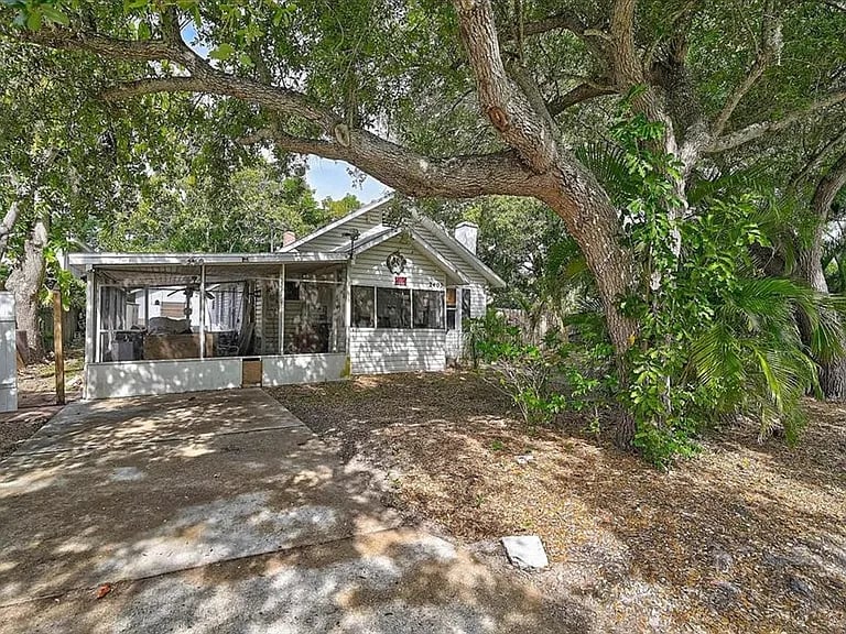2403 Hickory Ave,Sarasota,FL,United States preview