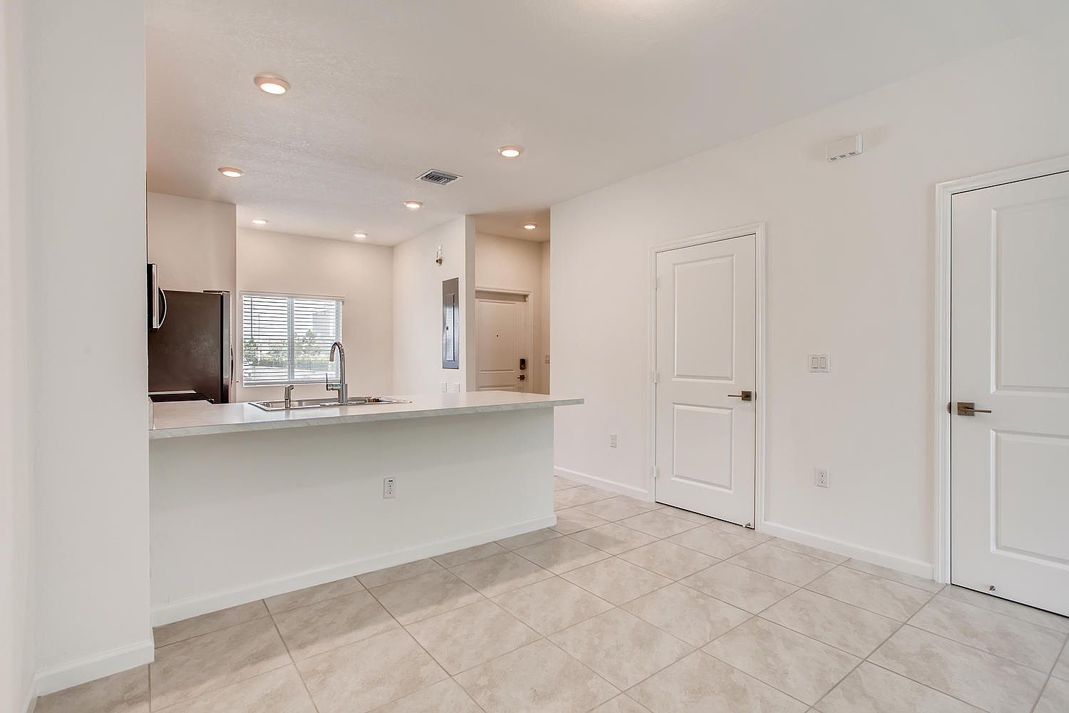 2804 NW 180th St,Miami Gardens,FL,USA preview