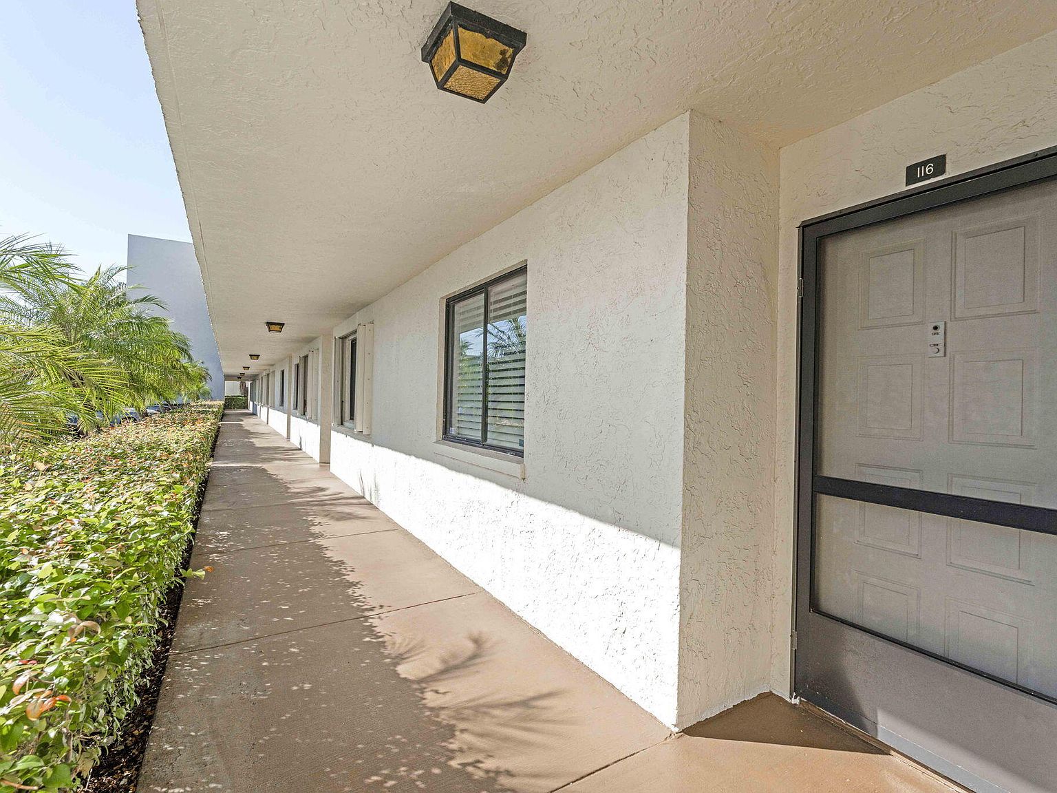 3138 Via Poinciana,Greenacres,FL,United States preview