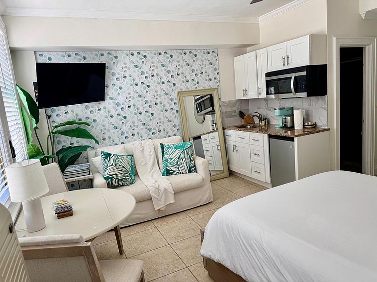 235 Sunrise Avenue,Palm Beach,FL,United States preview