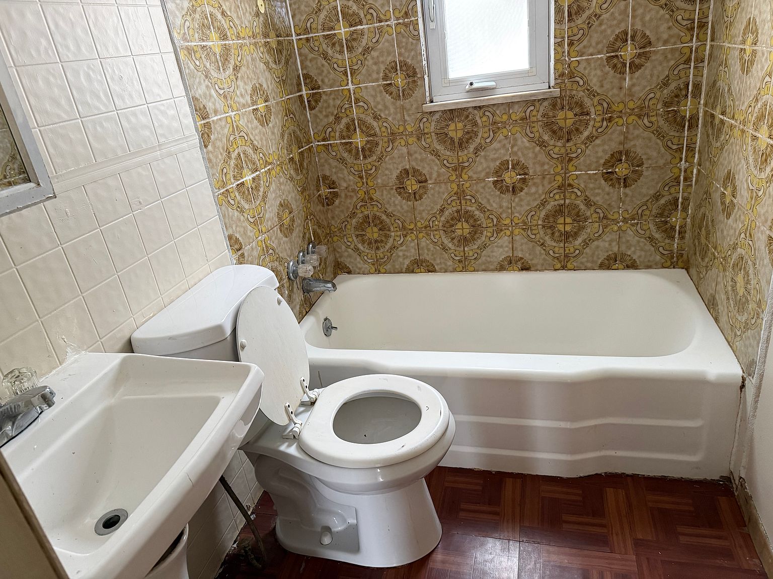 5048 Tatra Street,Maple Heights,OH,United States preview