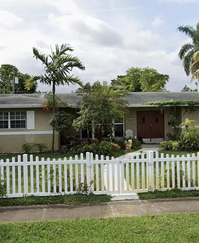 4024 Jefferson Street,Hollywood,FL,United States preview